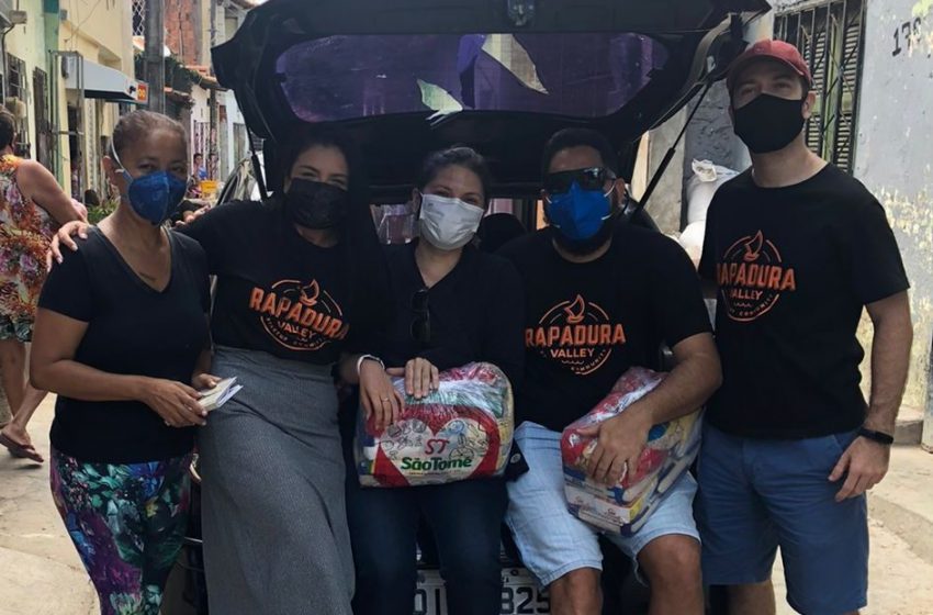  Natal solidário: Rapadura Valley doa mais de 70 cestas básicas a comunidades carentes de Fortaleza