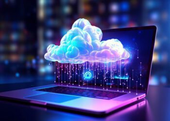 Foto um laptop e uma nuvem saindo da tela, fazendo alusão a Computação em Nuvem
