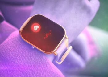 Dispositivo IoT coletando dados de batimento cardíaco
