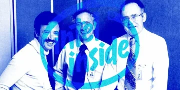 cover intel dominancia na tecnologia antes da revolucao ia 1756812121323
